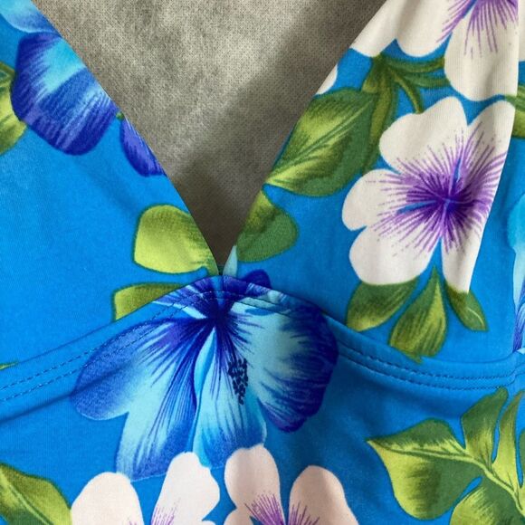 LANDS END Floral Green Tropical Leaves One Piece Swimsuit Womens Size 8 - Picture 6 of 15